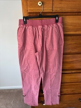 Soft Surroundings Pink Pull-On Cropped Pants